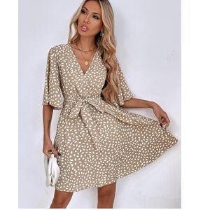 Women's Dresses Allover Print Butterfly Sleeve Belted Dress - size small